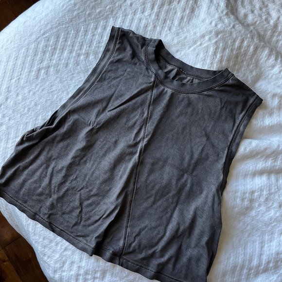 LULU YOGA TOP - Picture 1 of 2